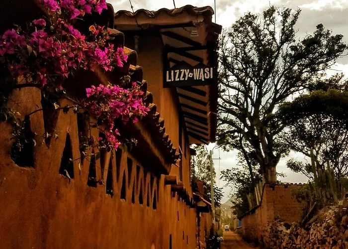 Lizzy Wasi Urubamba